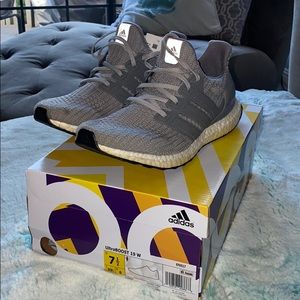 Adidas Ultra Boost Grey